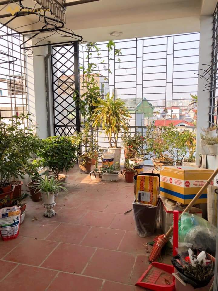 Bán nhà Tây Mỗ, Nam Từ Liêm, dân xây 55m2, 4 tầng, tặng nội thất đẹp, ô tô đỗ gần