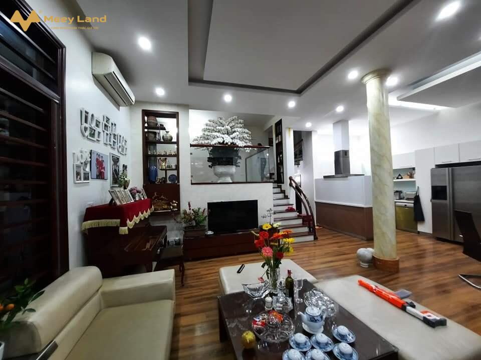 Bán biệt thự Nguyễn Cơ Thạch, Nam Từ Liêm, 164m2 x 4 tầng