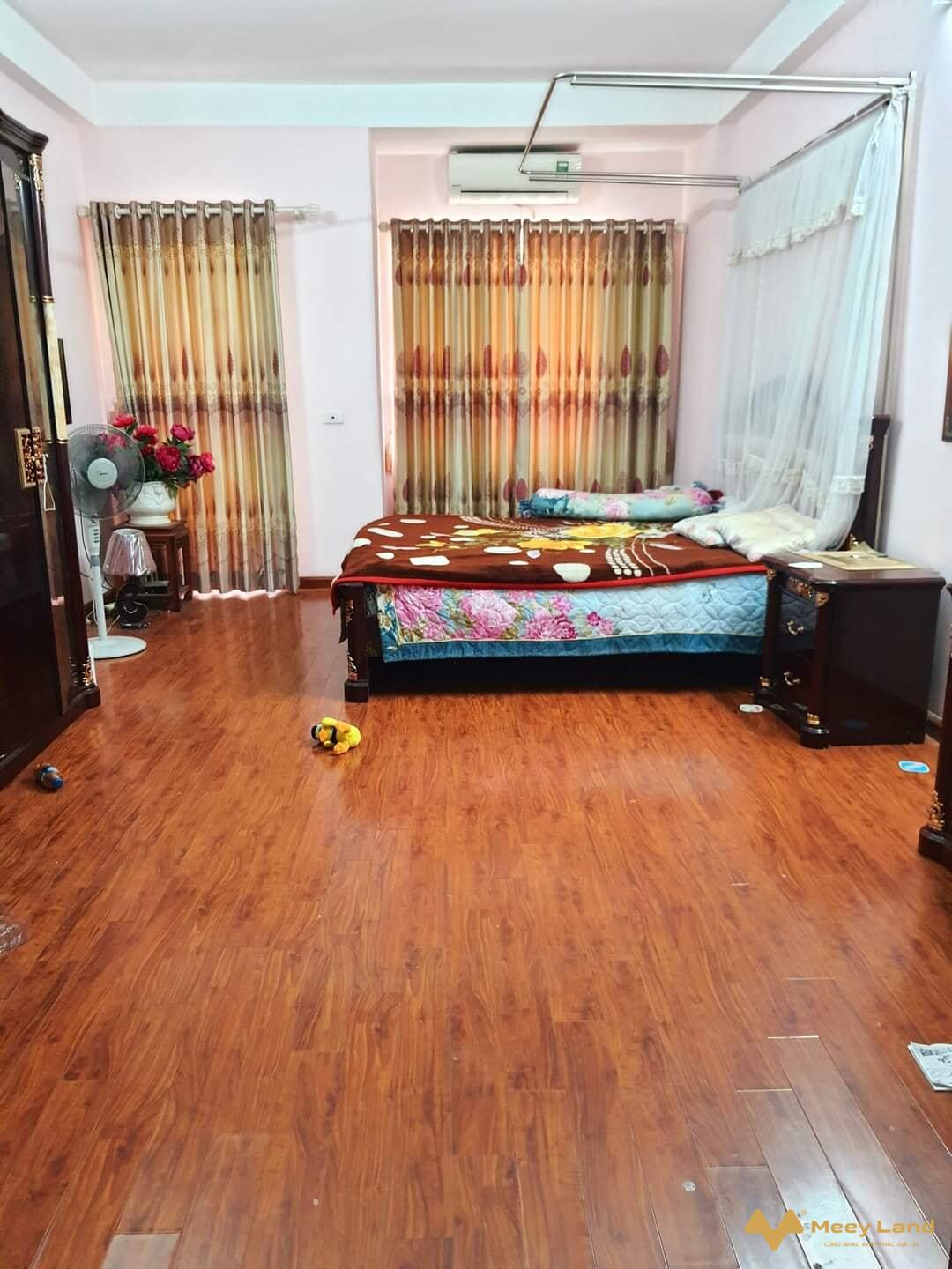 Bán nhà Hoa Bằng, Cầu Giấy, 65m2 x 5 tầng, ô tô