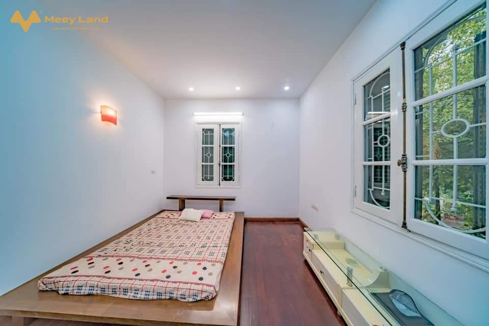Bán biệt thự Mỹ Đình, Nam Từ Liêm, 199m2 x 4 tầng
