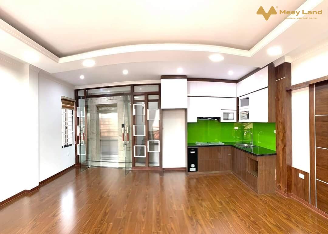 Bán nhà Lạc Long Quân, Cầu Giấy, 60m2 x 7 tầng, ô tô