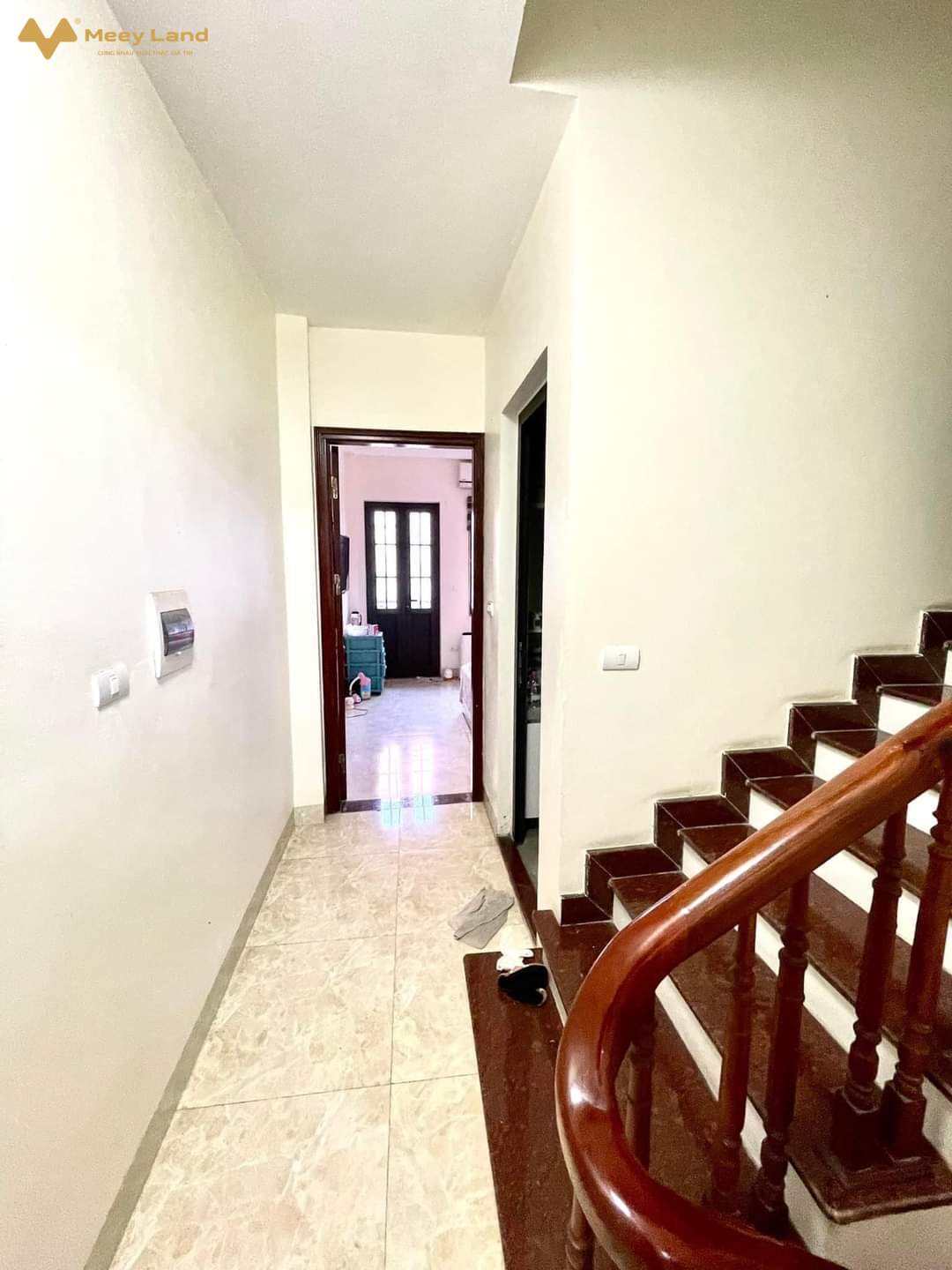 Bán nhà Lạc Long Quân, Cầu Giấy, 44m x 6 T, ô tô