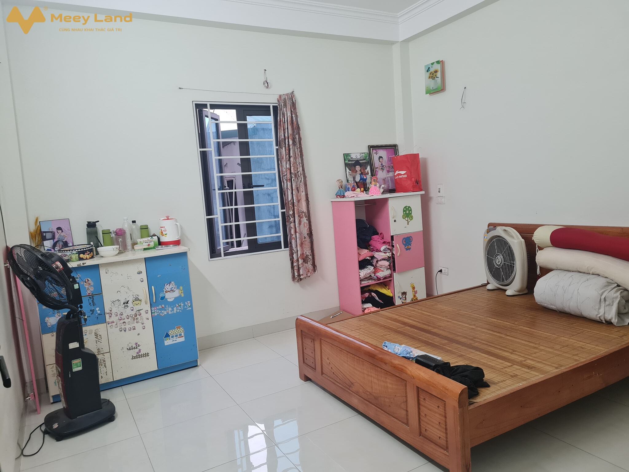 Cần bán gấp nhà Ngô Gia Tự, Long Biên 36m2, 5 tầng chỉ 7,65 tỷ (Tặng lại nội thất)