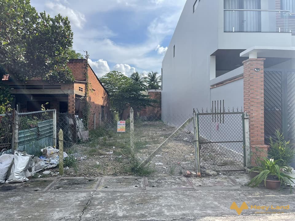 Bán gấp 162m2 giá 1,55 tỷ gọi ngay xem đất đặt cọc