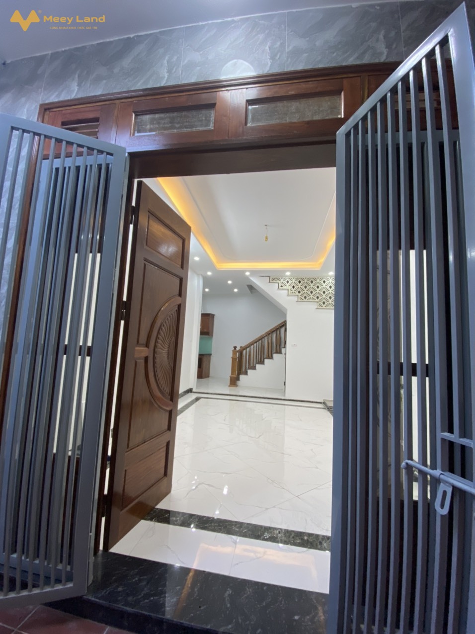 Nhà Văn Quán 39m2, 4 tầng, đường trước nhà ô tô tránh, giá 4,4 tỷ