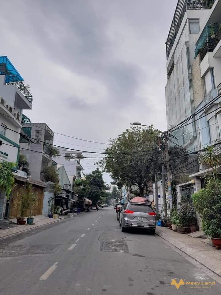 Cần bán gấp đất thổ cư đường Nguyễn Văn Tăng, quận 9, hẻm 6m, 127m2, giá 6 tỷ