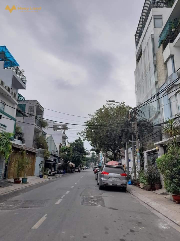 Cần bán gấp đất thổ cư đường Nguyễn Văn Tăng, quận 9, hẻm 6m, 127m2, giá 6 tỷ