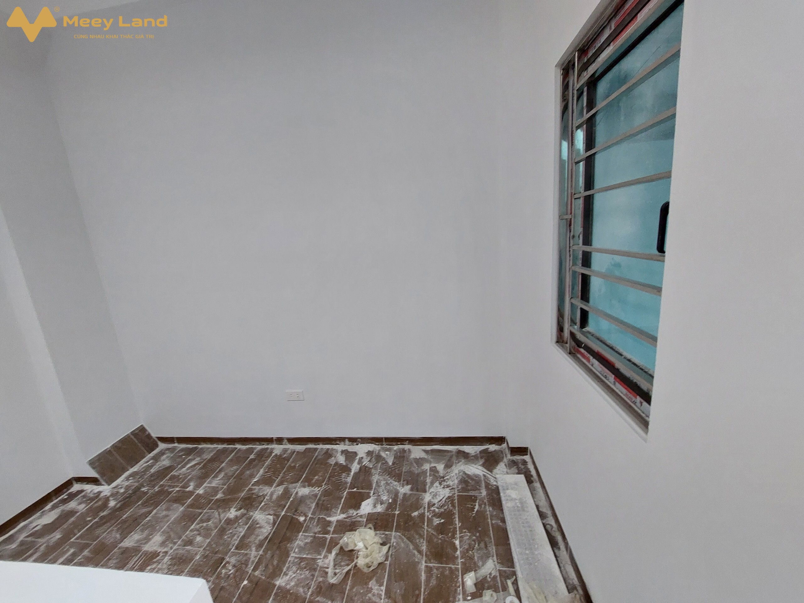 Bán nhà ô tô đỗ cửa. 47m2, 3 tầng, cách bến Yên Nghĩa 1.1km, giá 1.95 tỷ