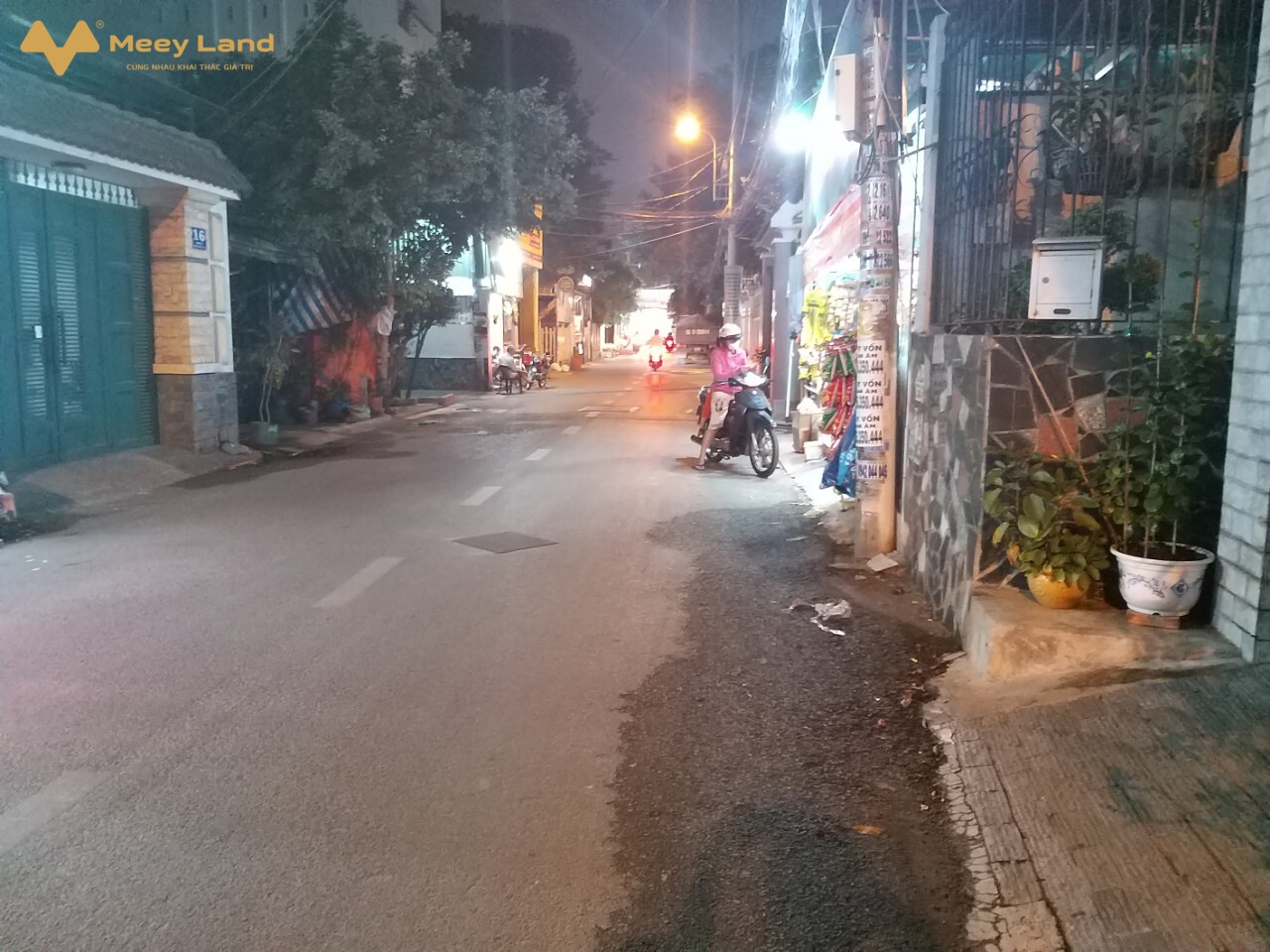 Bán nhà hẻm xe hơi, Nguyễn Duy Trinh, Bình Trưng Tây, quận 2, giá 8,5 tỷ