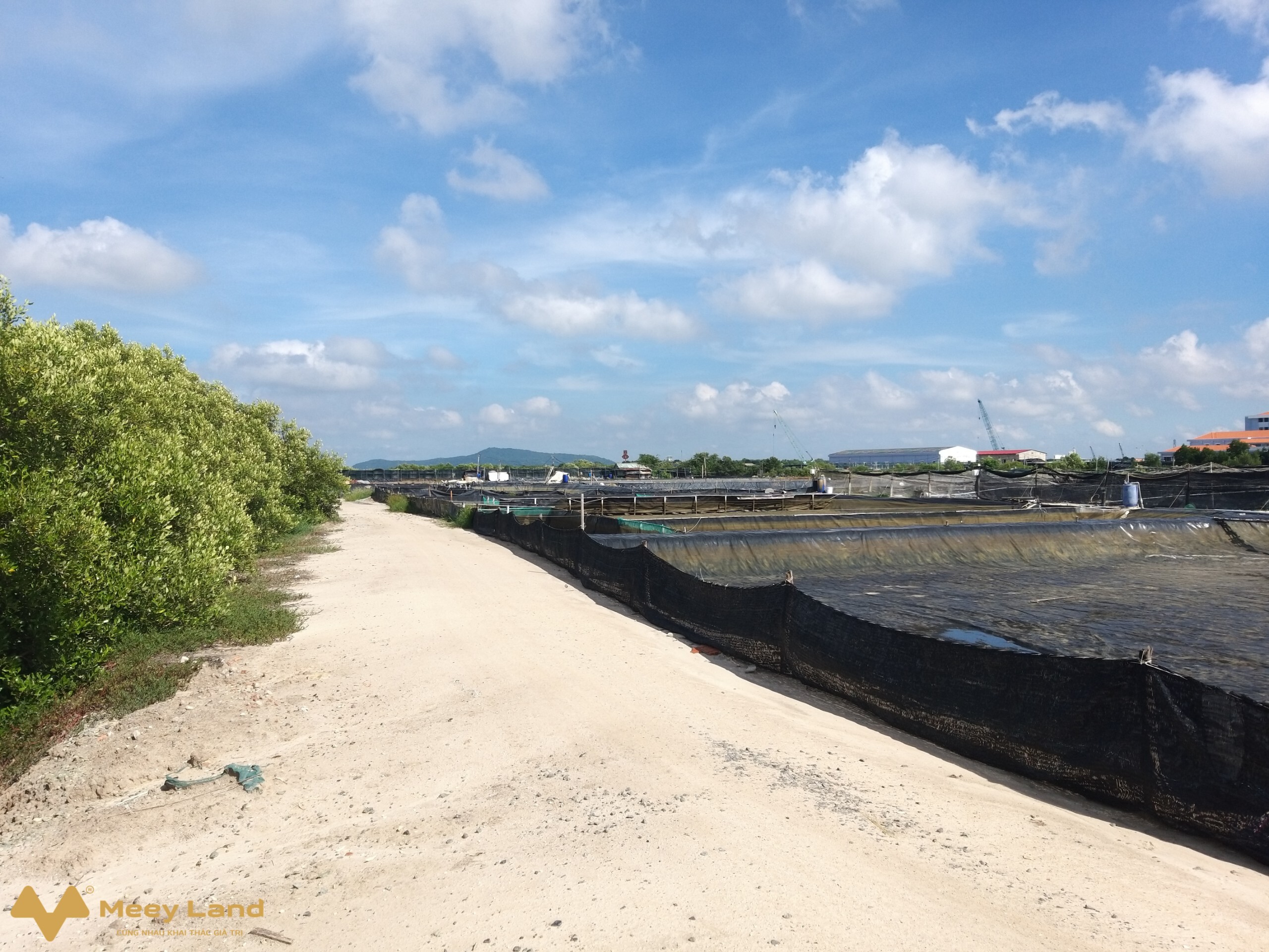 Bán nhà hẻm xe tải, Võ Nguyên Giáp, phường 12 Vũng Tàu, giá 180 tỷ