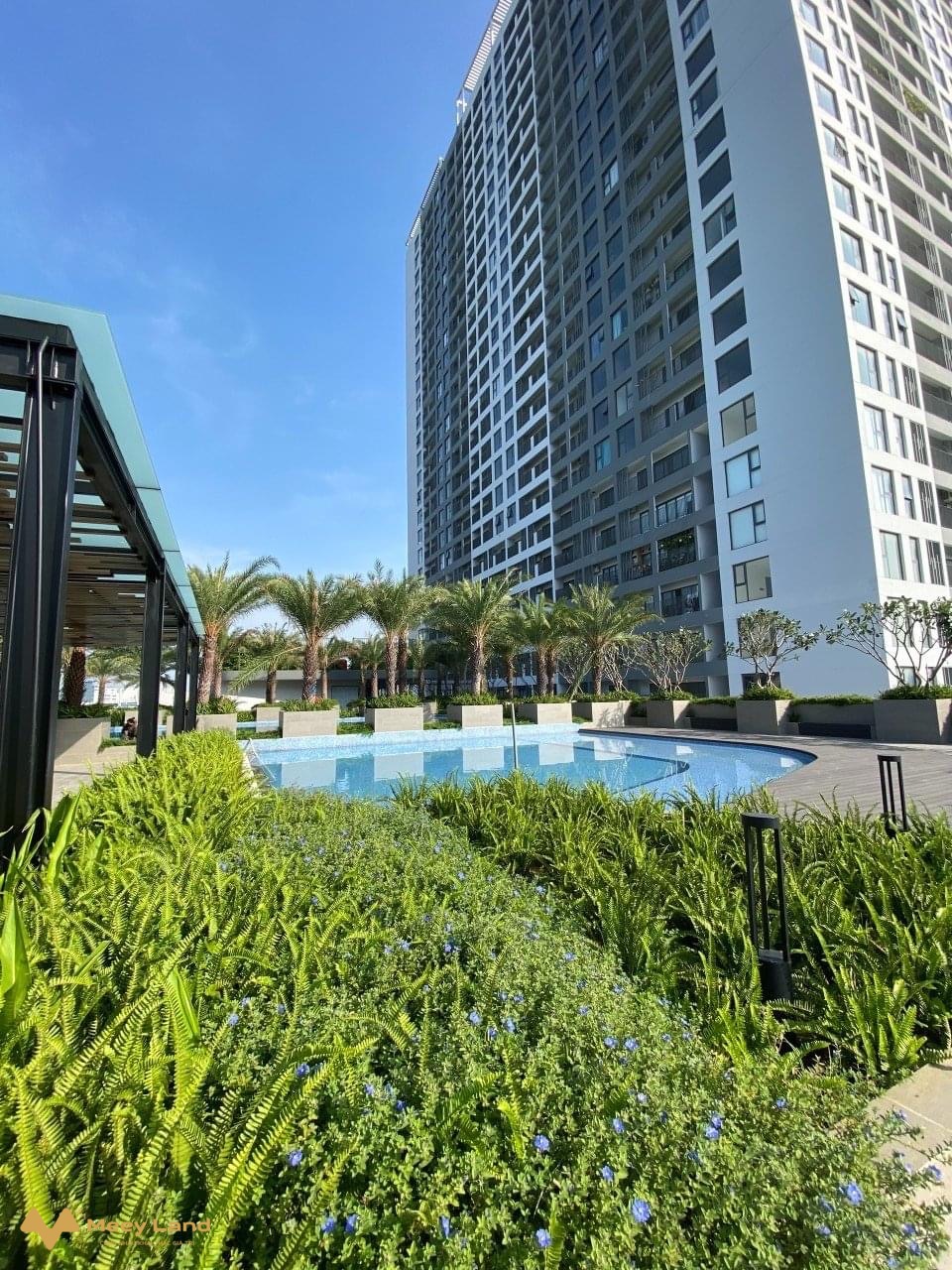 Bán căn góc 65m2 (2PN) Full nội thất tại Lavida Plus đối diện SC Vivo City Q7, giá 4,250 tỷ bao hết