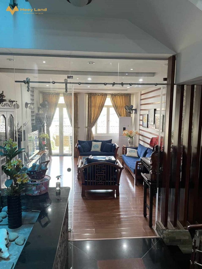 Bán nhà hẻm xe hơi Hậu Giang, phường 4, Tân Bình, 91m2, 5 tầng, có hầ̀m, tặng nội thất