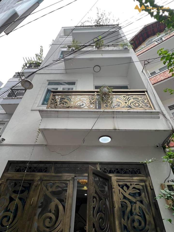 Cần bán gấp nhà, Lã Xuân Oai, hẻm ô tô 6m, 4 tầng lầu 80m2, giá 5,55 tỷ