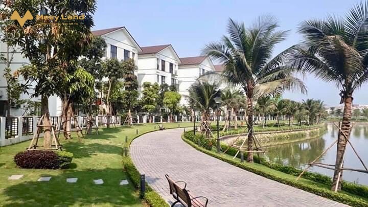 Bán biệt thự Vinhomes Thăng Long về ở ngay, vị trí đẹp nhất khu đô thị