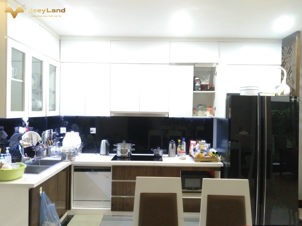 Chính chủ bán biệt thự Vinhomes Thăng Long hoàn thiện đẹp, full nội thất, sổ đỏ chính chủ