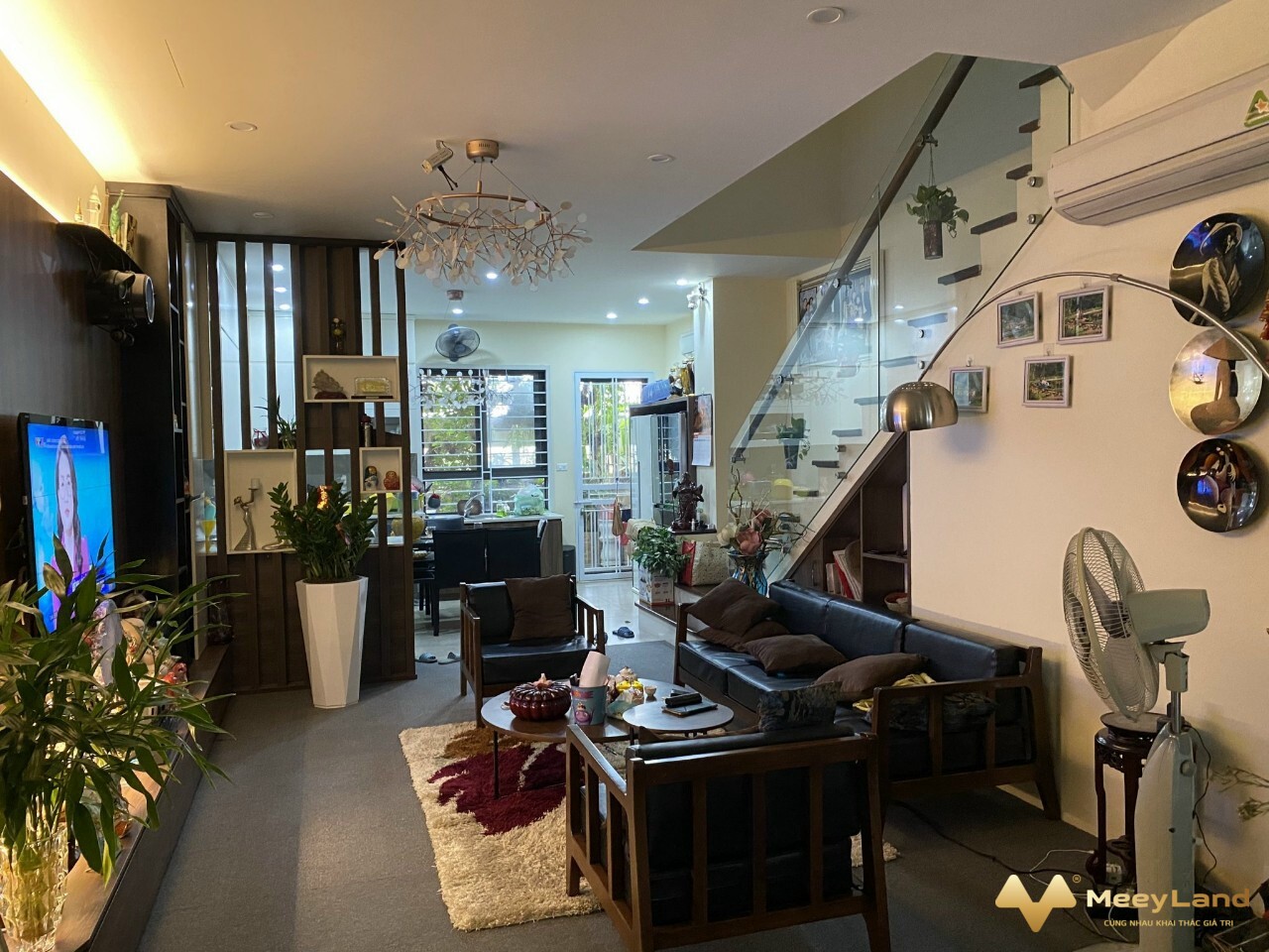 Chính chủ bán liền kề Vinhomes Thăng Long, full nội thất