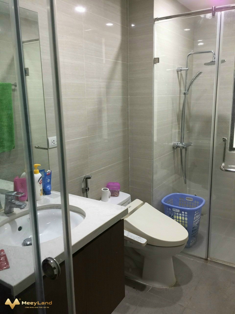 Bán nhanh căn góc biệt thự Vinhomes Thăng Long, 123m2, full nội thất nhập khẩu