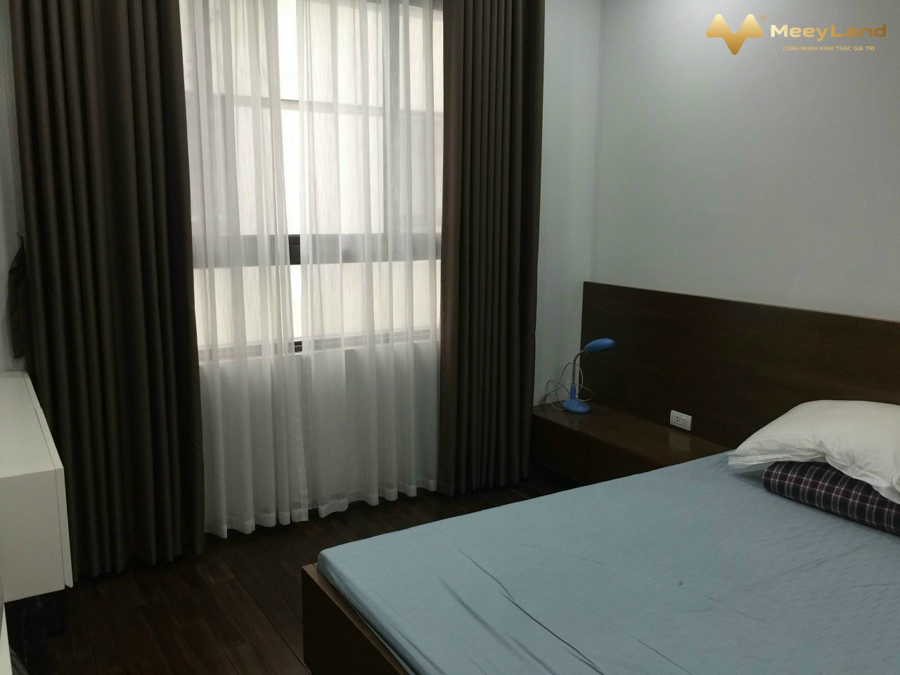 Bán nhanh căn góc biệt thự Vinhomes Thăng Long, 123m2, full nội thất nhập khẩu