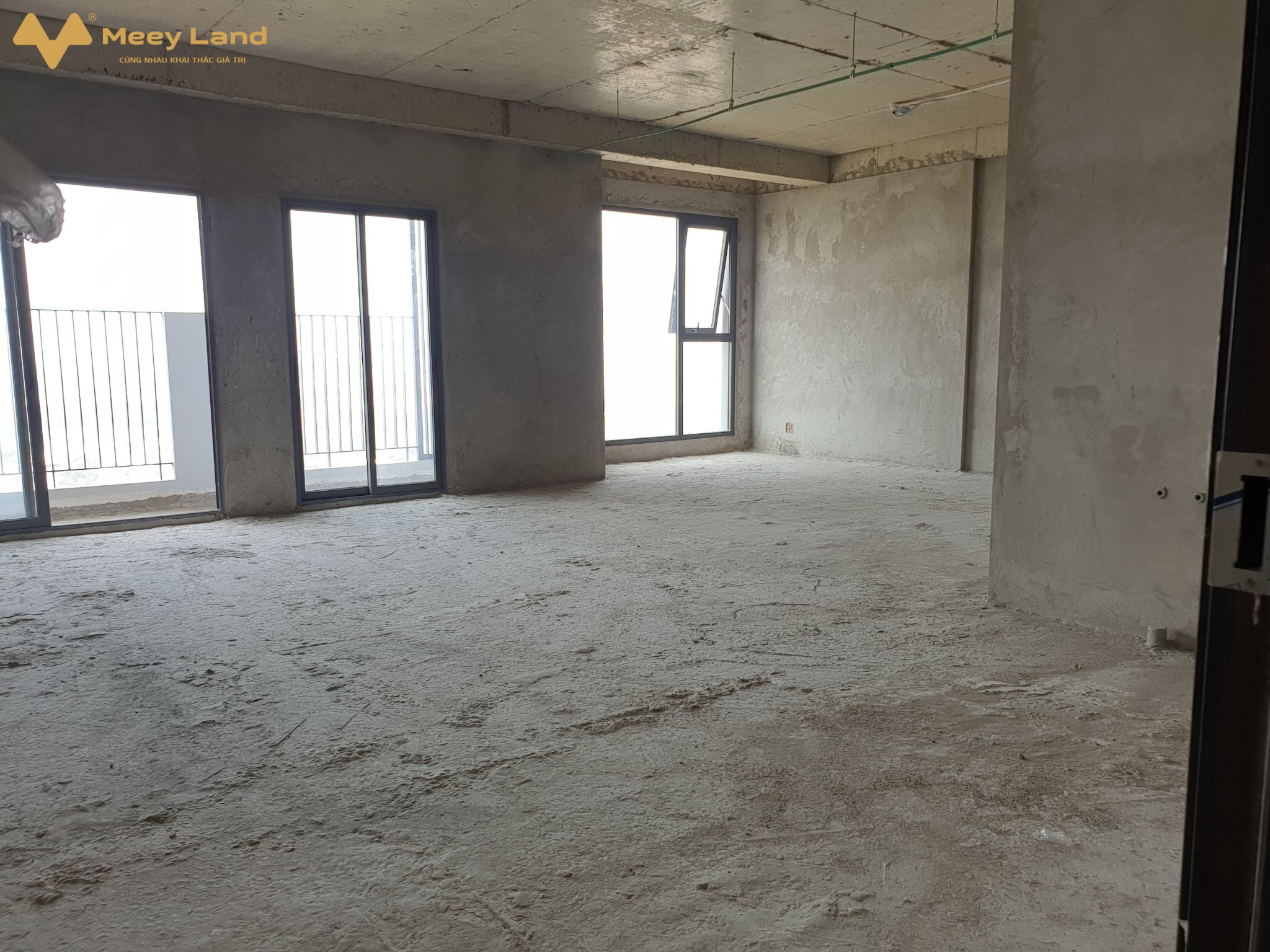 Cần bán nhanh căn hộ 2 phòng ngủ 74m2 dự án Lavida Plus Nguyễn Văn Linh, quận 7, giá chỉ 4.470 tỷ bao trọn hết