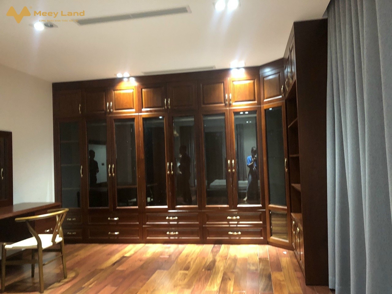 Biệt thự đơn lập Vinhomes Thăng Long, 420m2, nội thất cao cấp