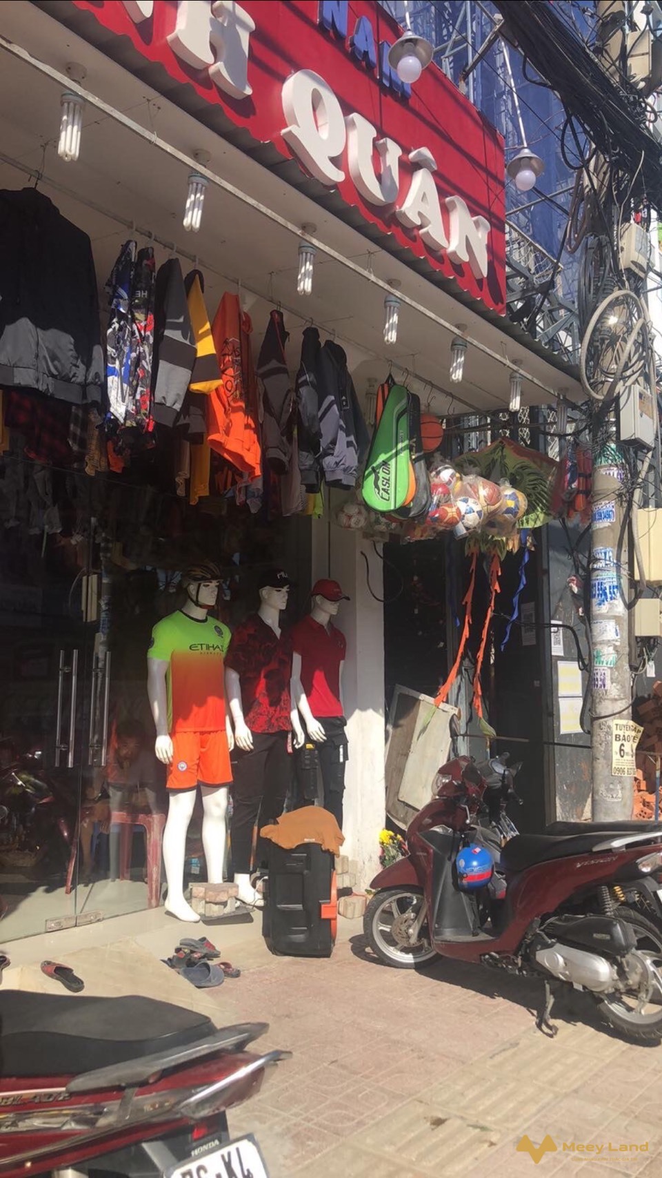 Nhà cấp 4 diện tích 240m2 đường Lê Văn Lương, phường Tân Phong, quận 7