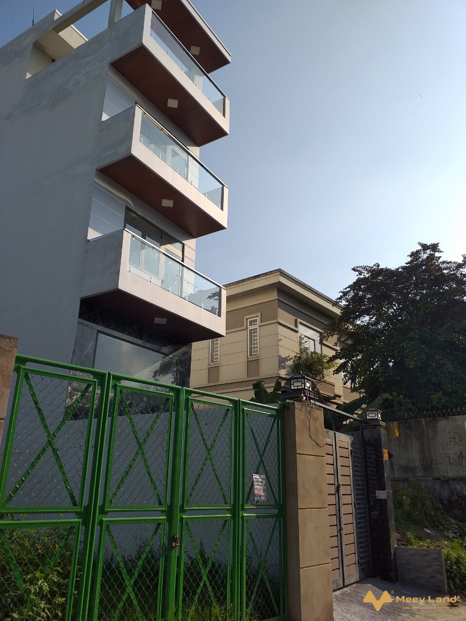 Cần bán gấp căn nhà 4 tầng lầu đường Nguyễn Văn Tăng, quận 9, giá chỉ 5 tỷ