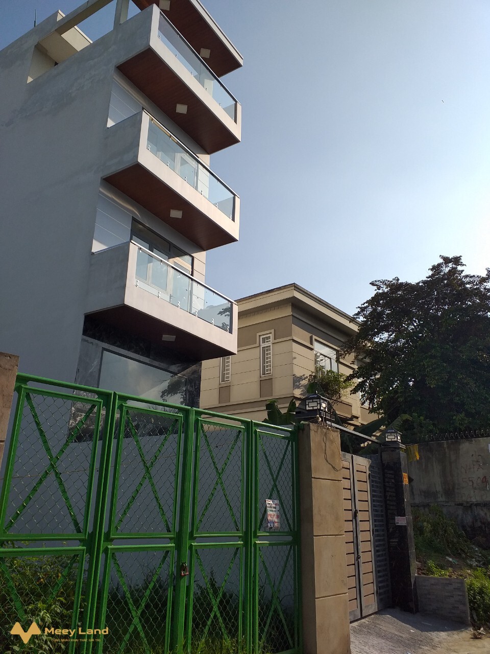 Cần bán gấp nhà mặt tiền đường Nguyễn văn Tăng, nhà 4 tầng lầu, giá rất rẻ chỉ 5,7tỷ