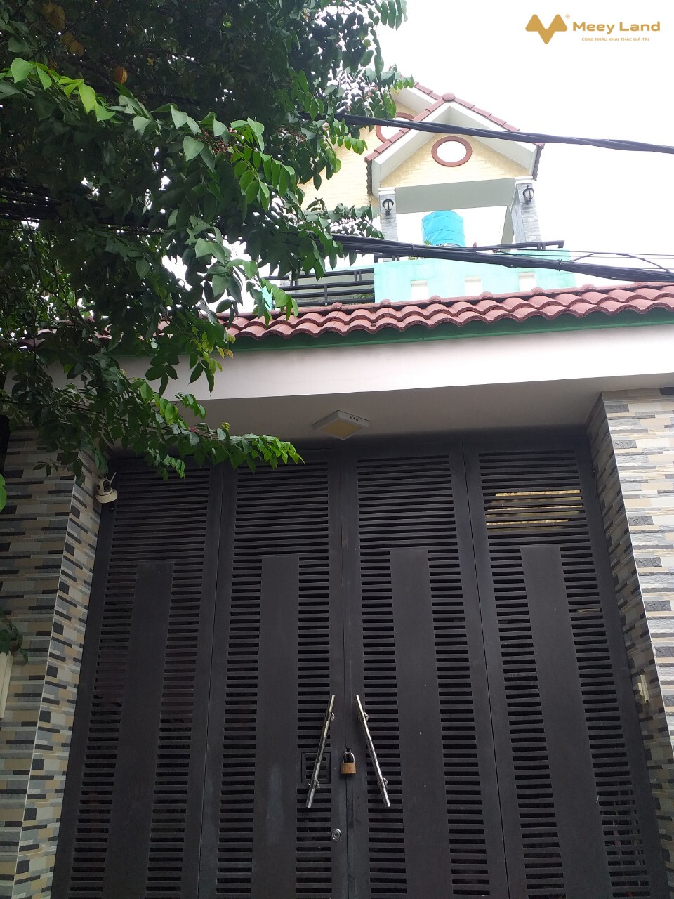 Cần bán gấp nhà đường Nam Cao quận 9, hẻm ô tô 5m, 3 tầng lầu 200m2, giá 8,6 tỷ