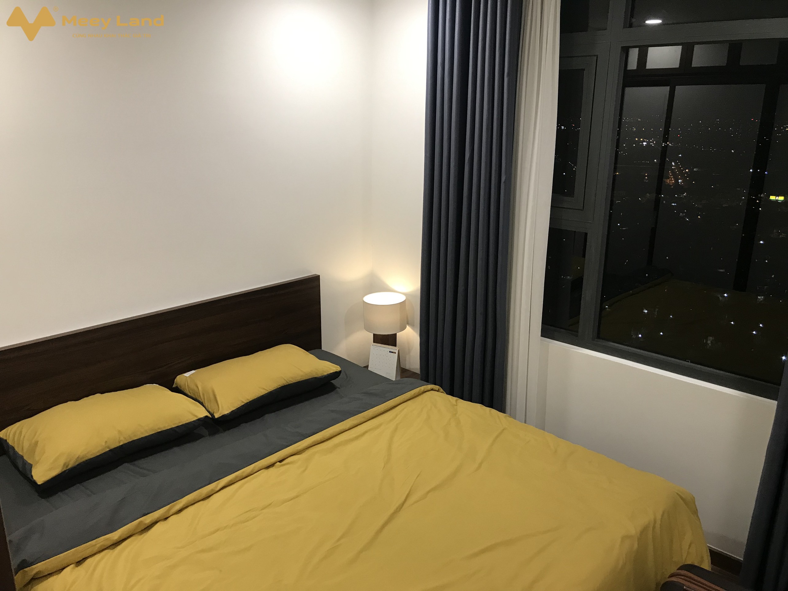 Bán căn hộ Phú Đông Premier, 72m2, 2 phòng ngủ, view Đông Nam, full nội thất, giá 3,6 tỷ, sổ hồng