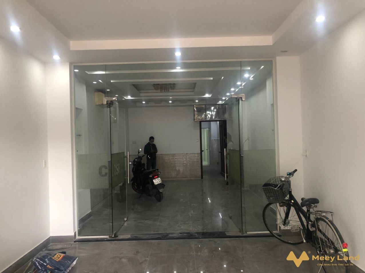 Nhà 4m x 17m, mặt tiền trước sau Trần Xuân Soạn, phường Tân Kiểng, quận 7