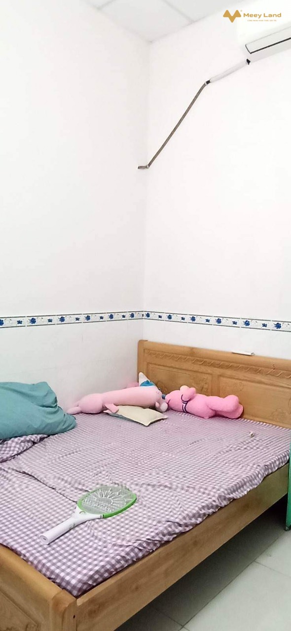 Bán gấp nhà 1 tầng, đường Nguyễn Văn Tăng Quận 9, 60m2, hẻm 5m, giá 2,7 tỷ