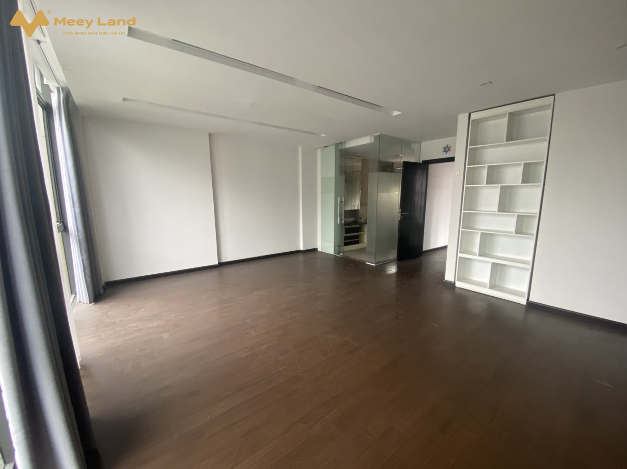 Cho thuê 115m2 sàn văn phòng, spa, lớp học, phòng tập yoga tại mặt phố Tuệ Tĩnh