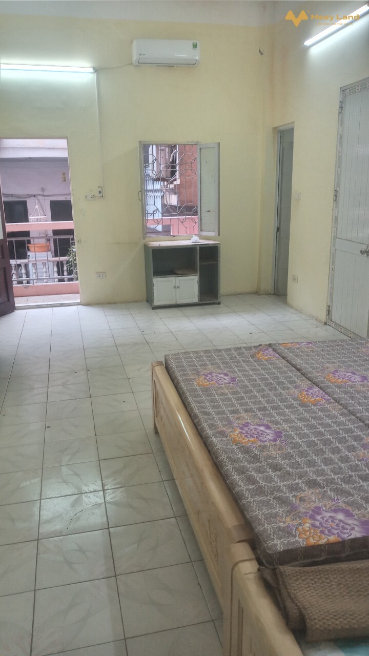 Bán gấp nhà phố Bạch Mai 54m2, 4 tầng, mặt tiền 4m, giá 3,7 tỷ