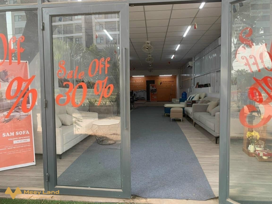 Cần bán gấp nhà mặt đường Hoàng Hữu Nam phường Tân Phú, quận 9, 250m2 giá 31 tỷ