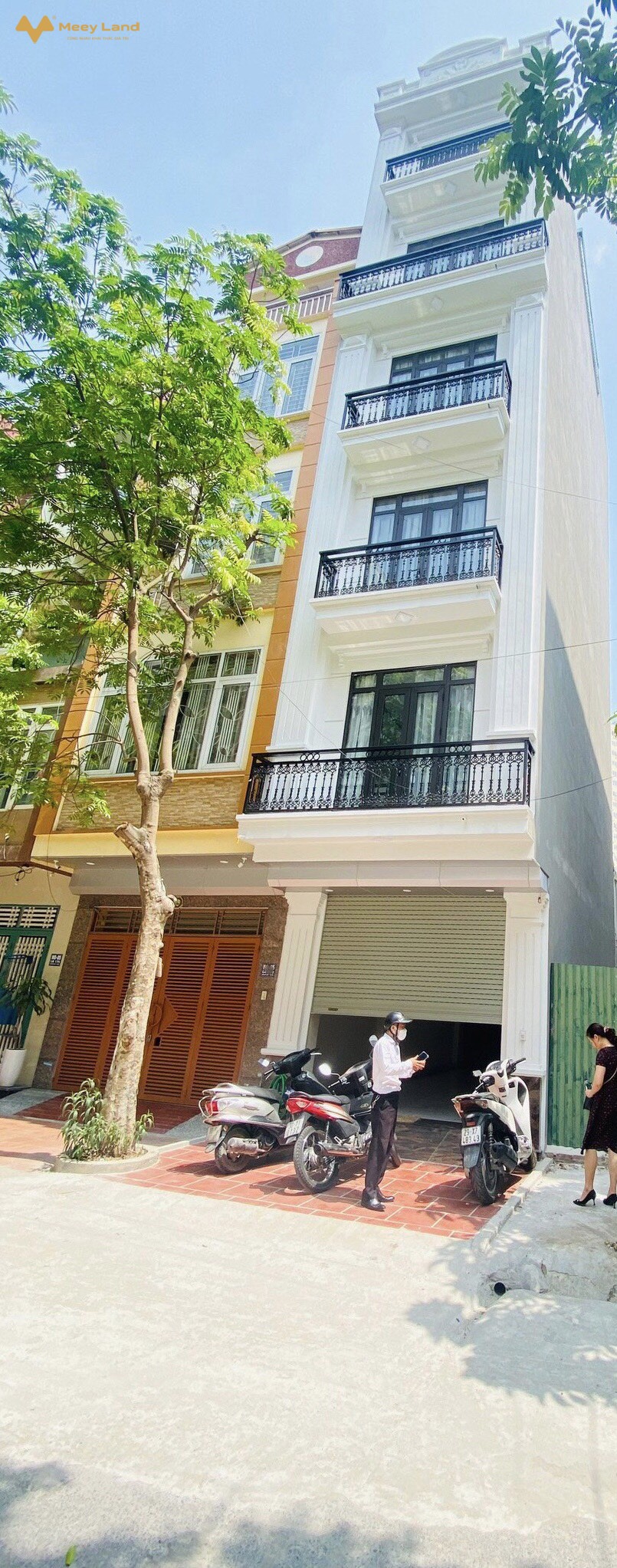 Bán nhà phân lô Văn Khê, Hà Đông, vỉa hè ô tô tránh nhà mới, đẹp, thang máy xịn