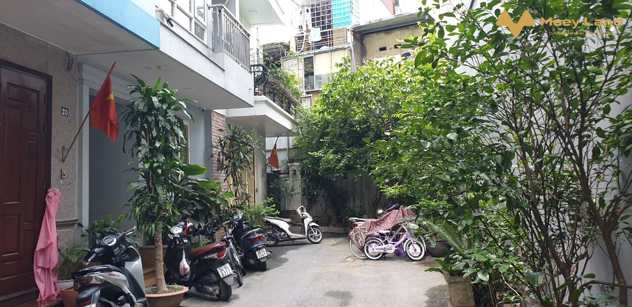 Cho thuê nhà liền kề dự án 249A Thụy Khuê, 200m2