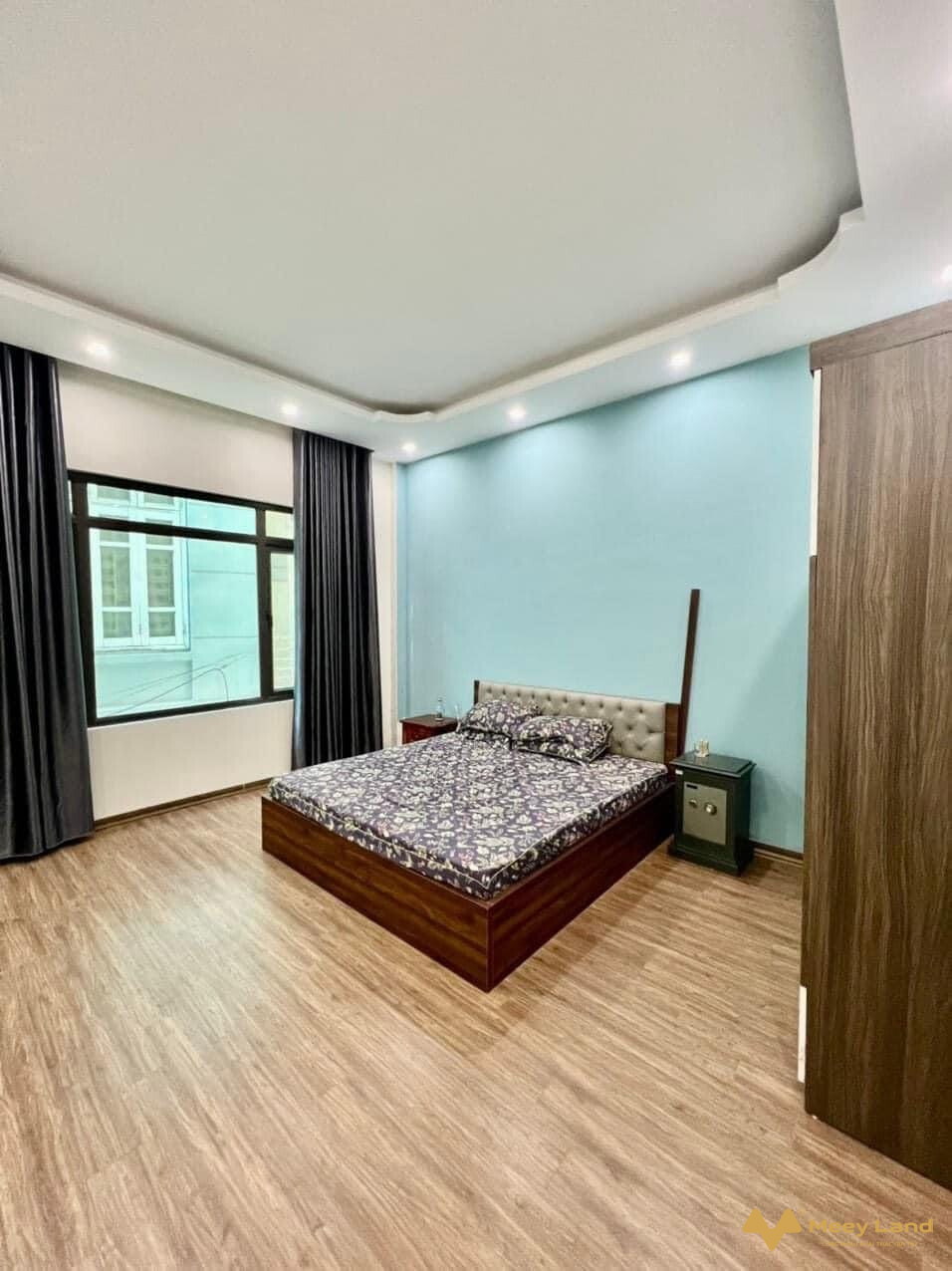 Bán nhà đẹp ngõ rộng trên phố Vũ Ngọc Phan, Đống Đa, diện tích 52m2
