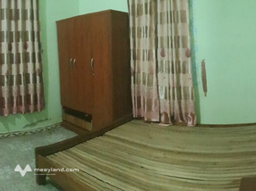 Phòng full đồ, Mễ Trì Hạ không chung chủ