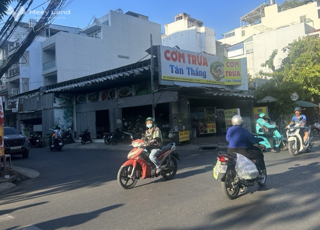 Nhà 5m x 23m góc 2 mặt tiền đường 79 phường Tân Quy, quận 7, vị trí kinh doanh buôn bán tốt